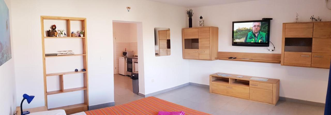 Apartmani Zem, Krk Krk Town Eksteriør bilde