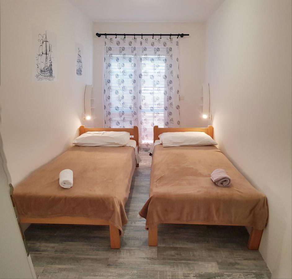 Apartmani Zem, Krk Krk Town Eksteriør bilde